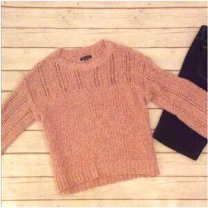 NWOT American Eagle Pink Crew Neck Sweater